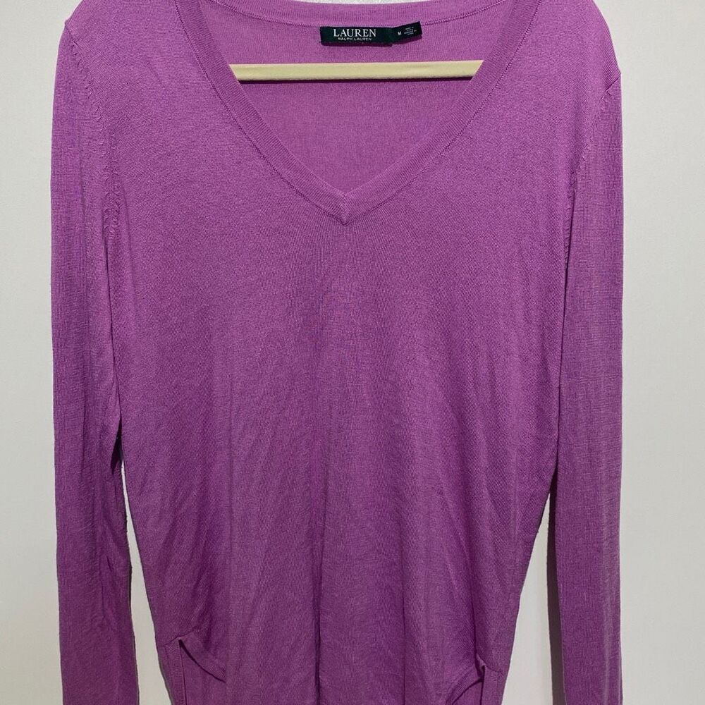 Lauren Ralph Lauren Women's Purple V Neck Asymmetrical Hem Sweater Size Medium